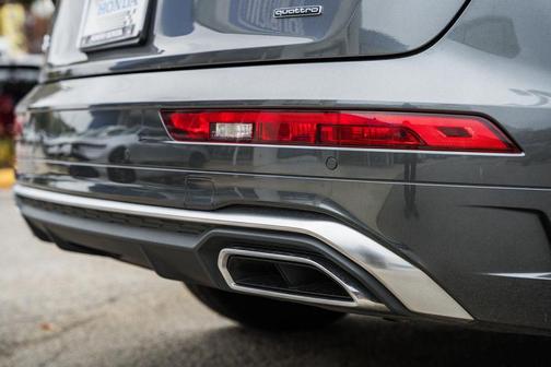 2023 Audi Q5 45 S line Premium