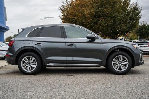 2023 Audi Q5 45 S line Premium