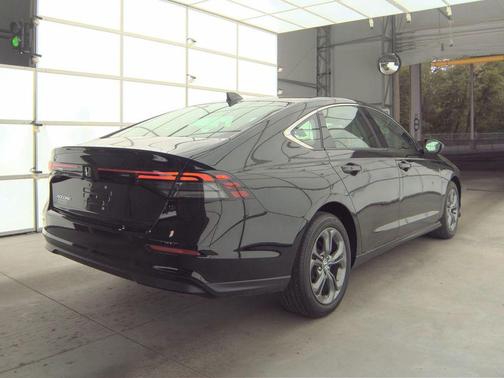 Crystal Black Pearl 2024 Honda Accord EX