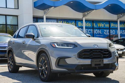 Lunar Silver Metallic 2023 Honda HR-V AWD Sport