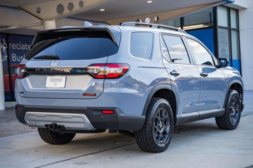 2025 Honda Pilot TrailSport