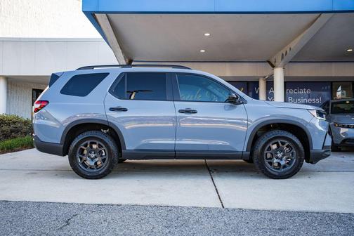 2025 Honda Pilot TrailSport