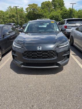 Crystal Black Pearl 2023 Honda HR-V LX
