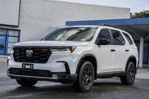 2025 Honda Pilot TrailSport