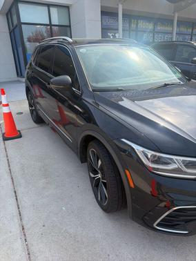 2022 Volkswagen Tiguan 2.0T SEL R-Line 4MOTION