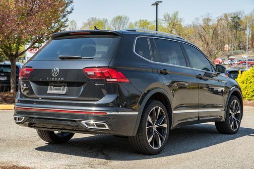2022 Volkswagen Tiguan 2.0T SEL R-Line 4MOTION