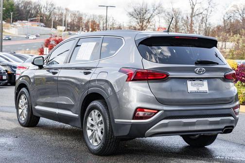 2019 Hyundai SANTA FE SE 2.4