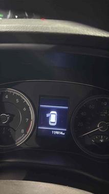 2019 Hyundai SANTA FE SE 2.4