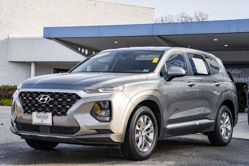 2019 Hyundai SANTA FE SE 2.4