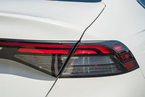 Platinum White Pearl 2023 Honda Accord EX