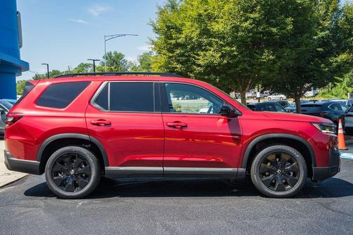 Radiant Red Metallic II 2026 Honda Pilot Black Edition