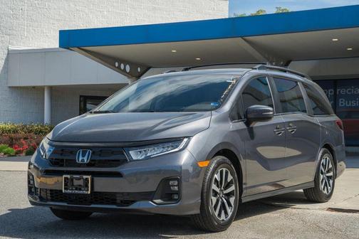 Modern Steel 2026 Honda Odyssey EX-L