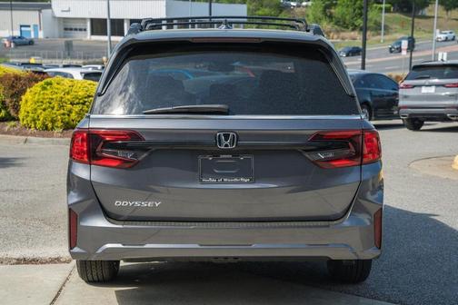 Modern Steel 2026 Honda Odyssey EX-L