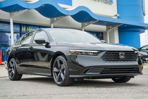 Crystal Black Pearl 2026 Honda Accord Hybrid Sport