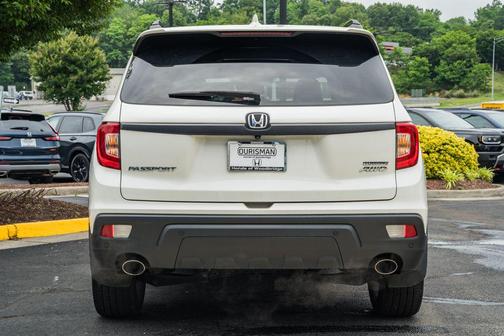 White Diamond Pearl 2019 Honda Passport Touring