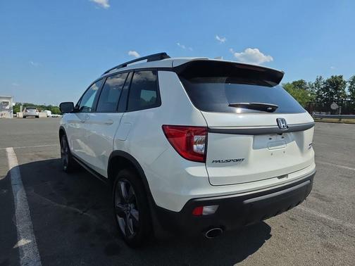 White Diamond Pearl 2019 Honda Passport Touring