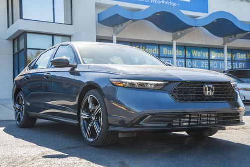 Canyon River Blue Metallic 2026 Honda Accord SE