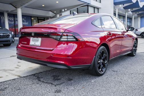 2025 Honda Accord Sport SE 1.5T