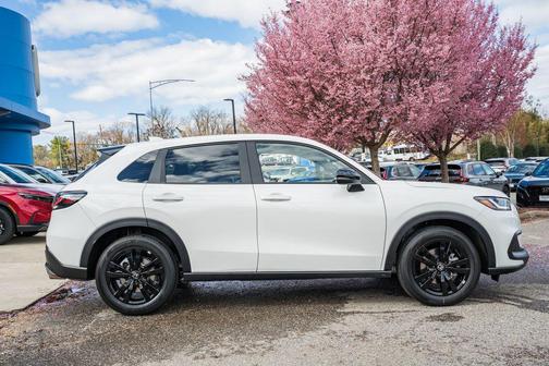 2026 Honda HR-V AWD Sport