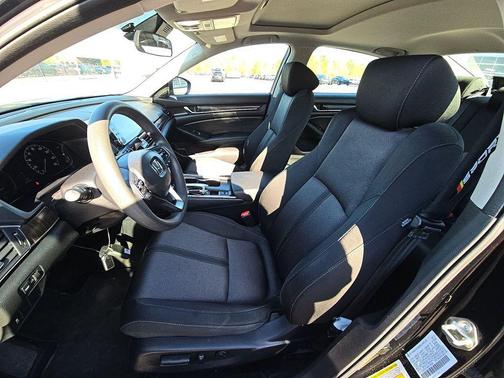 Crystal Black Pearl 2019 Honda Accord EX