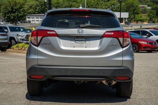 Lunar Silver Metallic 2022 Honda HR-V EX
