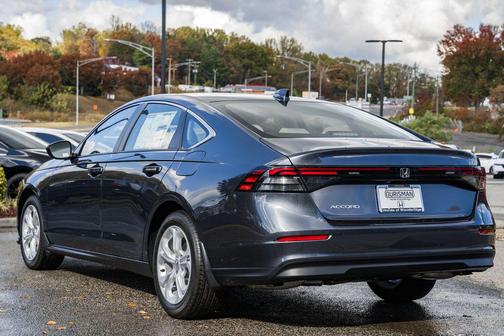 2025 Honda Accord LX 1.5T