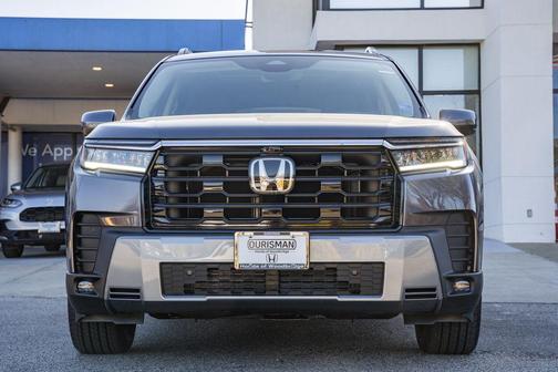 2026 Honda Pilot Touring 8-Passenger