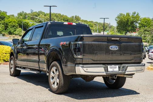 AGATE BLACK METALLIC 2021 Ford F-150 XLT