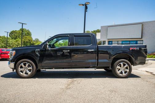 AGATE BLACK METALLIC 2021 Ford F-150 XLT