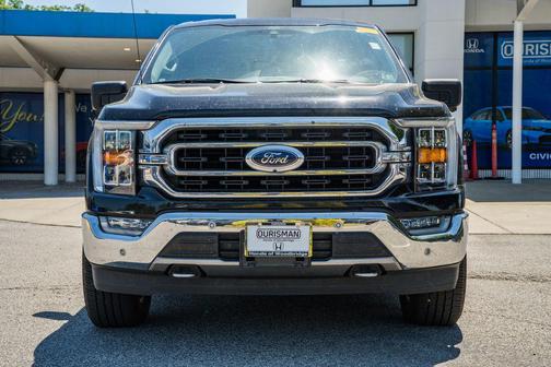 AGATE BLACK METALLIC 2021 Ford F-150 XLT
