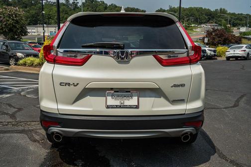 White Pearl 2018 Honda CR-V Touring
