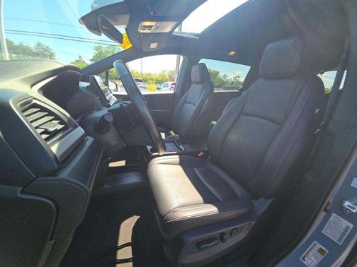 Black 2025 Honda Odyssey Sport-L
