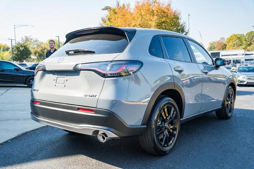 Urban Gray Pearl 2027 Honda HR-V Sport AWD