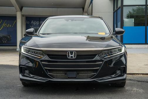 Crystal Black Pearl 2022 Honda Accord Sport SE 1.5T