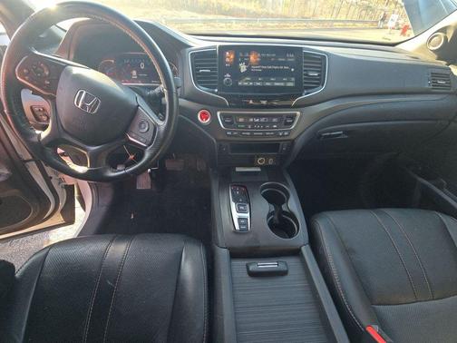 2022 Honda Pilot AWD TrailSport