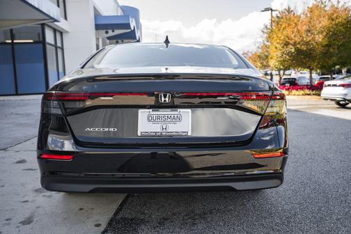 2025 Honda Accord LX 1.5T