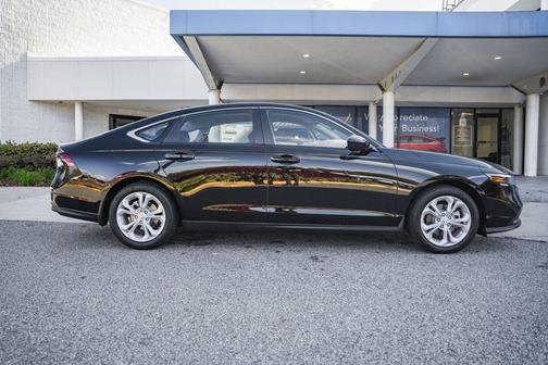 2025 Honda Accord LX 1.5T