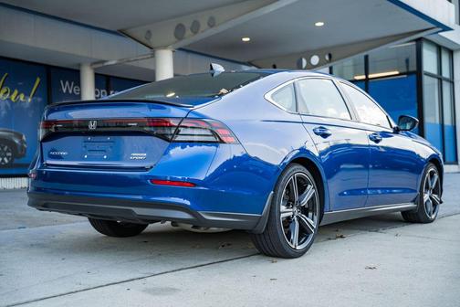 2024 Honda Accord Hybrid Base