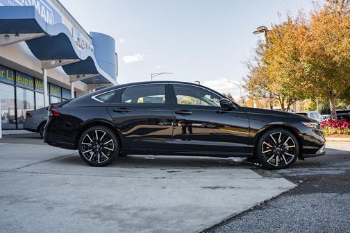 2025 Honda Accord Hybrid Touring