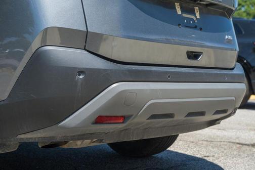 Gun Metallic 2023 Nissan Rogue S