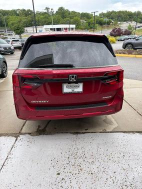 Radiant Red Metallic II 2025 Honda Odyssey Sport-L