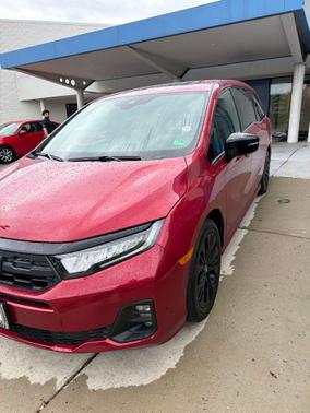 Radiant Red Metallic II 2025 Honda Odyssey Sport-L