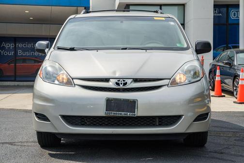 Silver Shadow Pearl 2006 Toyota Sienna LE