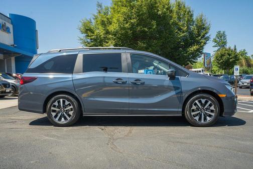 Smoke Blue Pearl 2026 Honda Odyssey EX-L