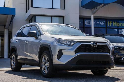 Silver Sky Metallic 2021 Toyota RAV4 LE