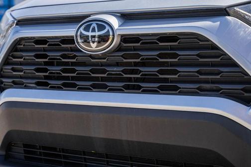 Silver Sky Metallic 2021 Toyota RAV4 LE