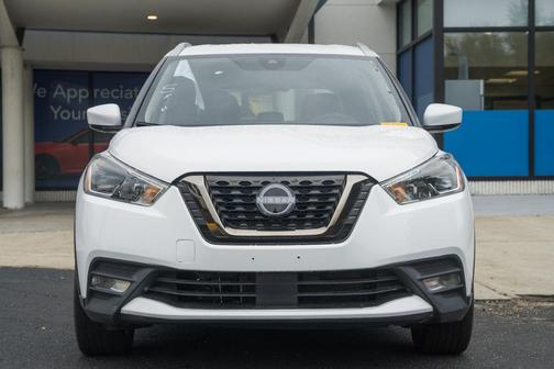 Fresh Powder 2022 Nissan Kicks SV