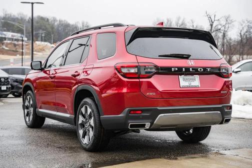 2026 Honda Pilot Touring 8-Passenger