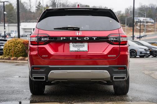 2026 Honda Pilot Touring 8-Passenger