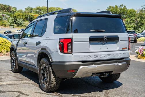 Sonic Gray Pearl 2026 Honda Passport AWD TrailSport Elite